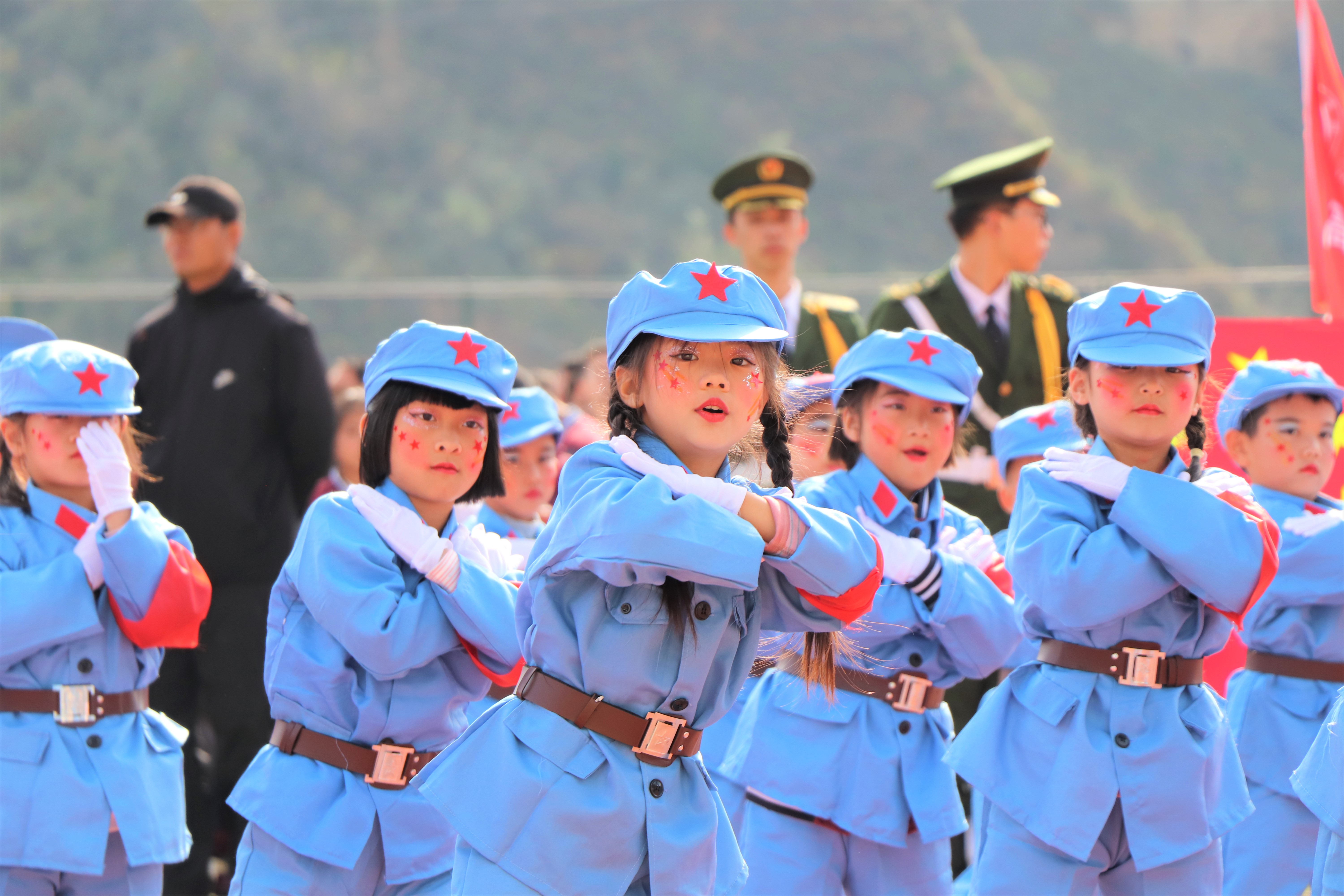 “ 悅運(yùn)動 · 享健康 ”延安培文實(shí)驗(yàn)學(xué)校第五屆秋季田徑運(yùn)動會